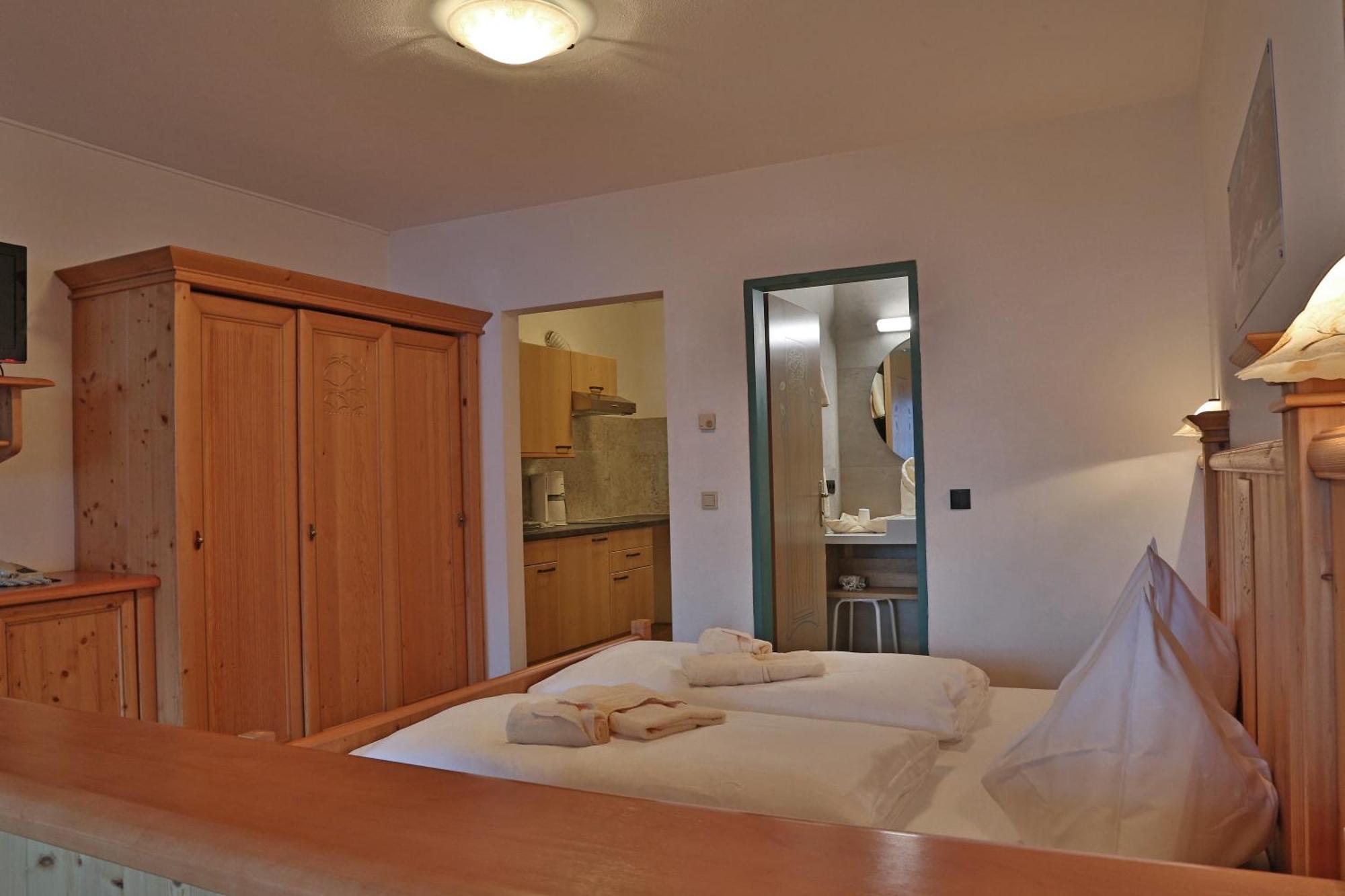 Aparthotel Paradies - Schrempfgut Flachau Bagian luar foto