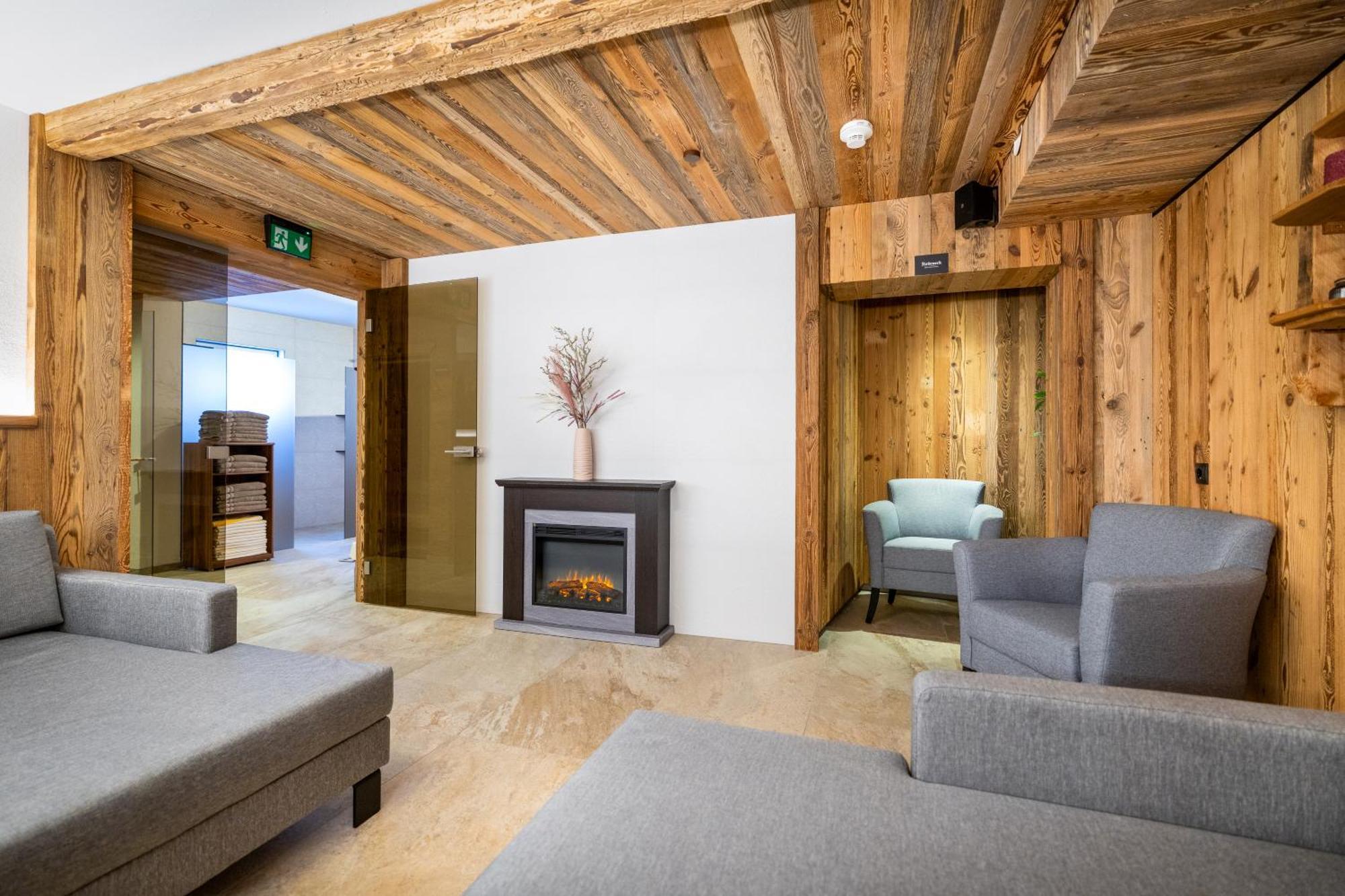 Aparthotel Paradies - Schrempfgut Flachau Bagian luar foto